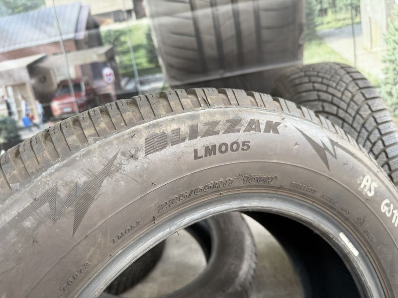 225/65/17 BRIDGESTONE 4бр