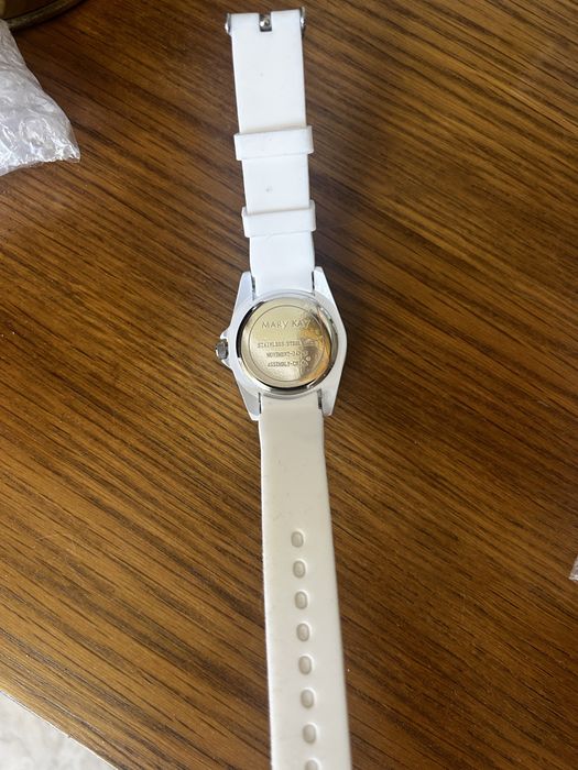 Продам часы женские