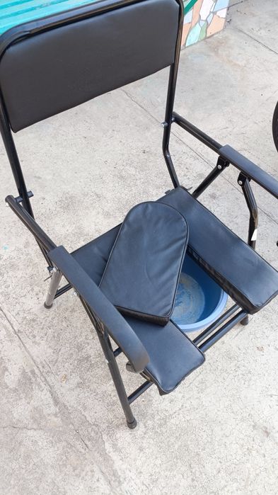 инвалидное кресло, стул туалет, костыль