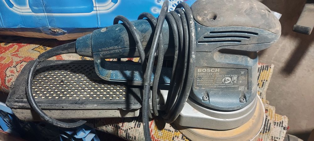 Продам шлифмашинку бош