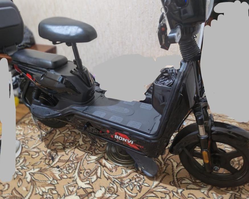Продаётся скутер Bonvi