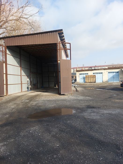 Базарда Жаңабай сауда орталығы сатылады