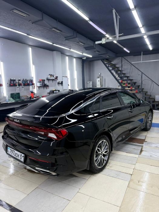 Продаю KIA K5 2021 года