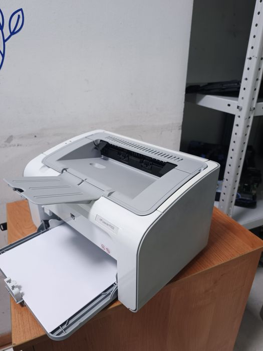 Принтер HP Laserjet P1102 в отличном состоянии