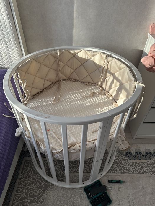 Продам детскую кроватку трансформер.