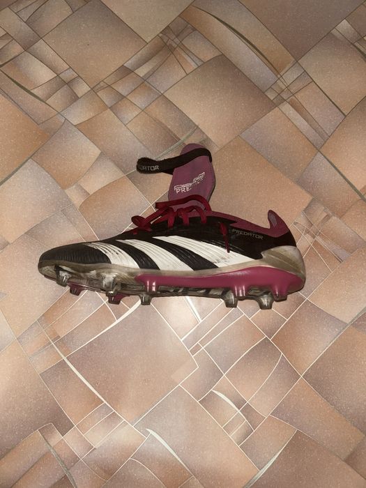 Бутсы адидас предатор