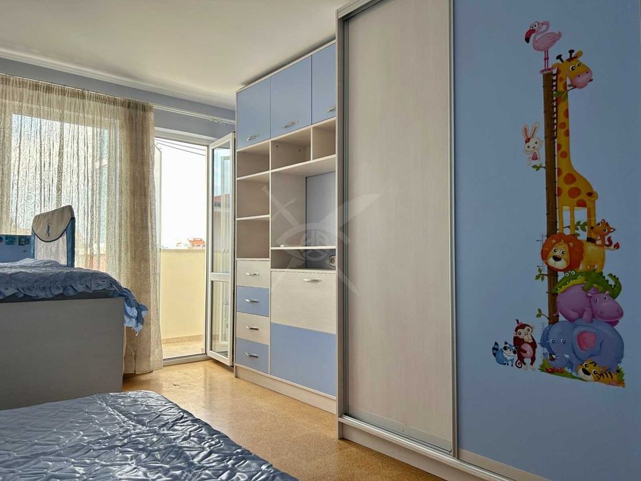 Дава се под наем Тристаен апартамент в Пловдив, Център - 122 кв.м за 600 € - Снимка #2