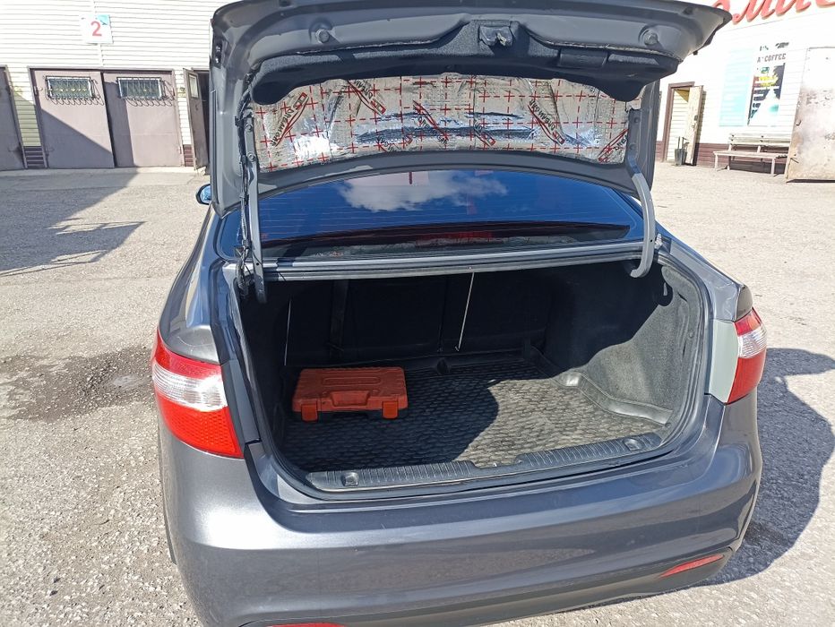 Автомобиль Киа Рио