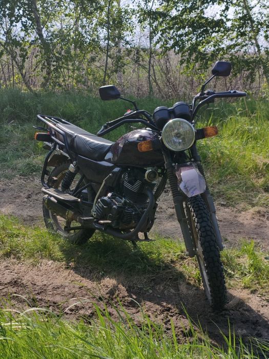 Продам мотоцикл 200сс
