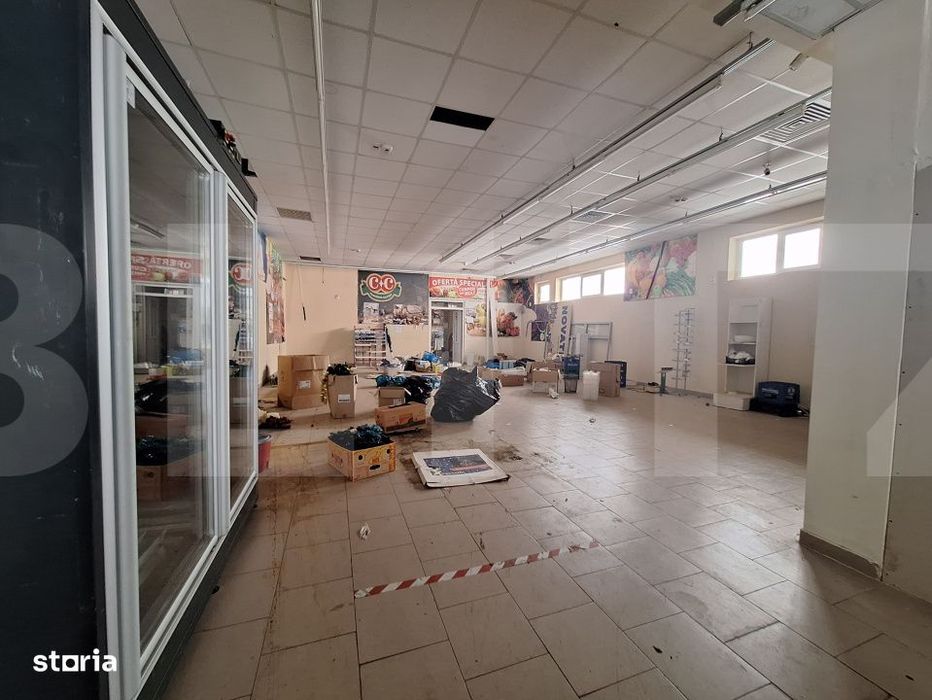 Spatiu comercial, de vanzare, parter + apartament la etaj, zona Mehala