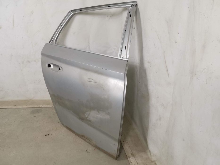 Шкода Камик / Skoda Kamiq 1 Оригинална дясна задна врата