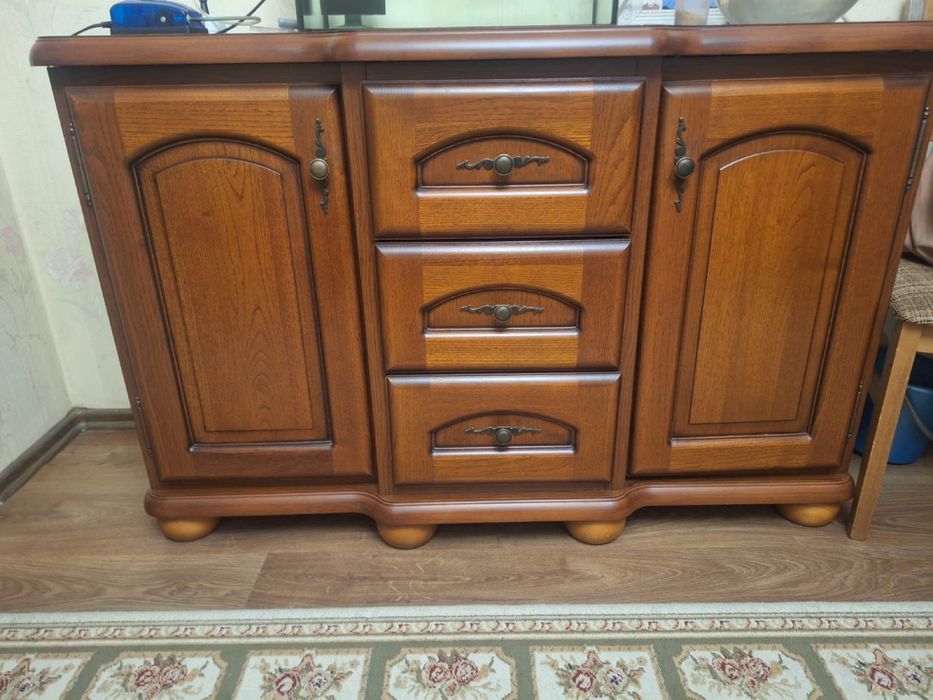 Спальный гарнитур