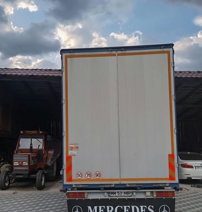 De vânzare  Atego 822