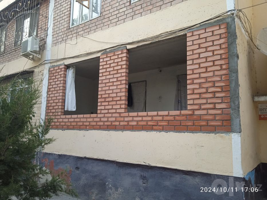 Дом построимКладка Облецовчни и Обычным Кирпича Балкона, Бригада ест