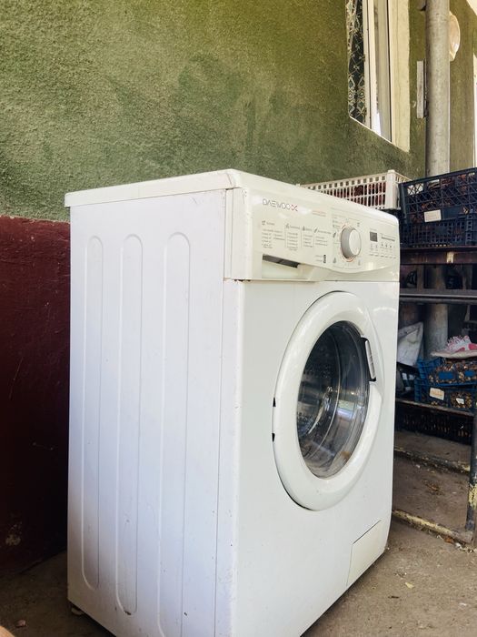 Продам стиральную машину
