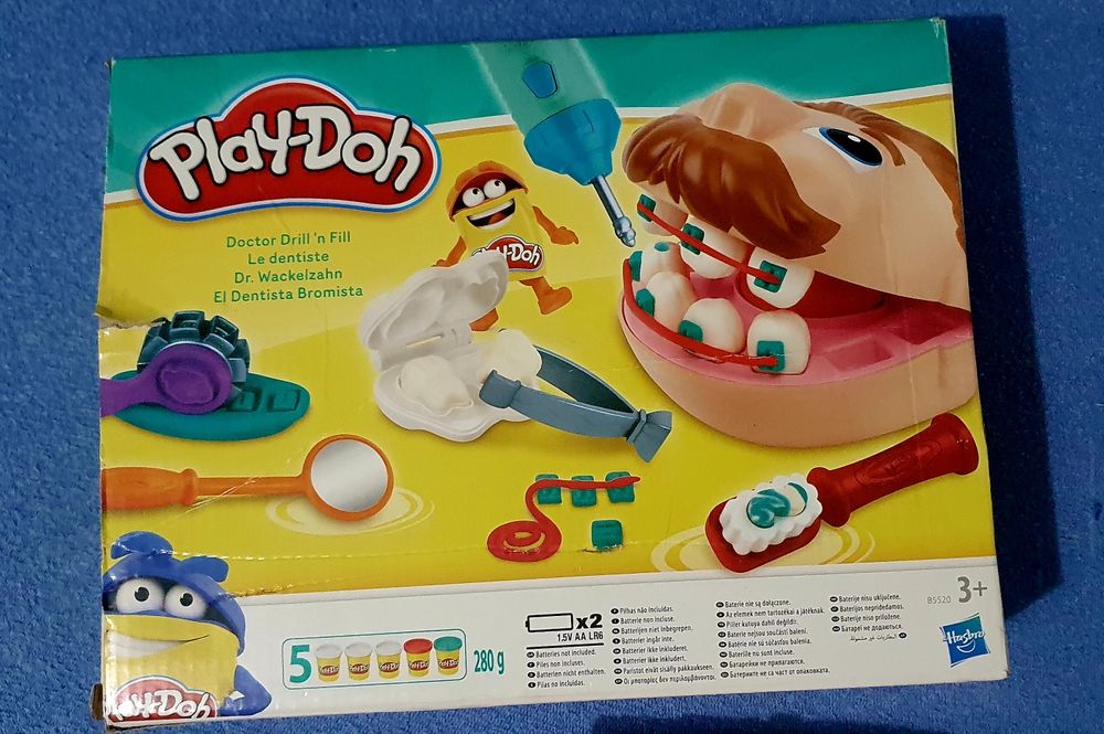 Set de joaca plastilina Cabinetul dentistului Play-Doh