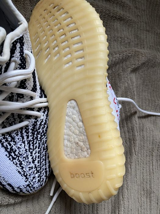 adidas Yeezy Boost 350 V2 Zebra