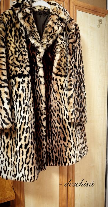 Palton din blana naturala, imprimeu leopard, marime 46-48 XXL