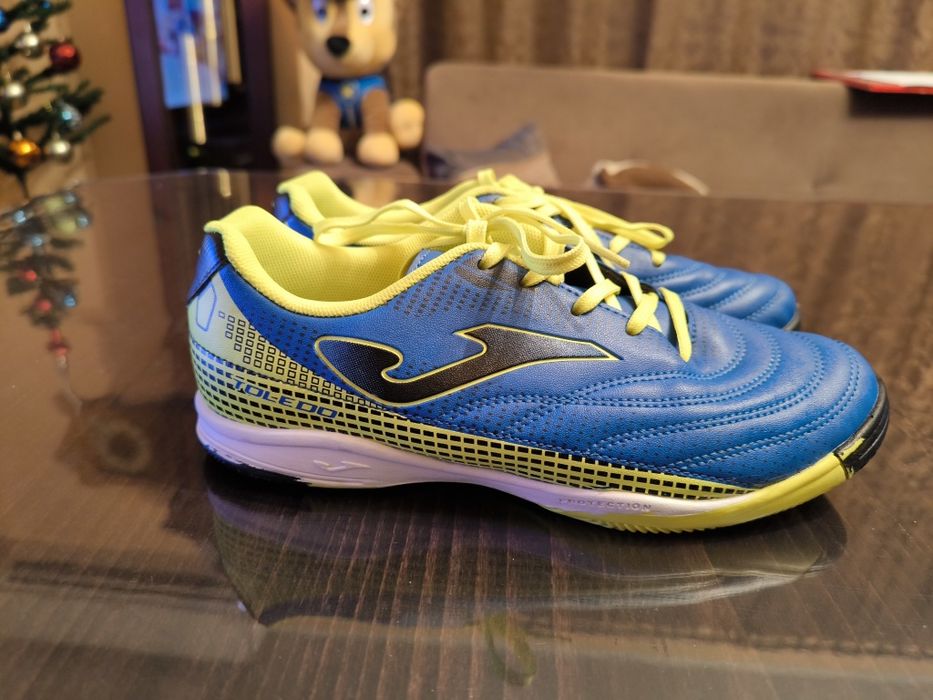 Маратонки Joma 38