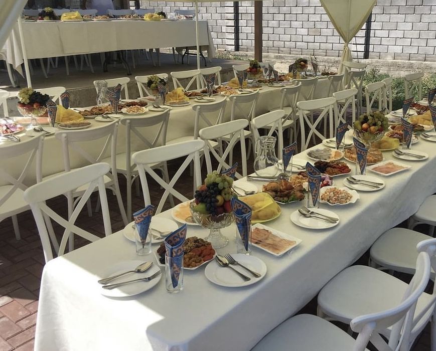 Аренда стульев и столов