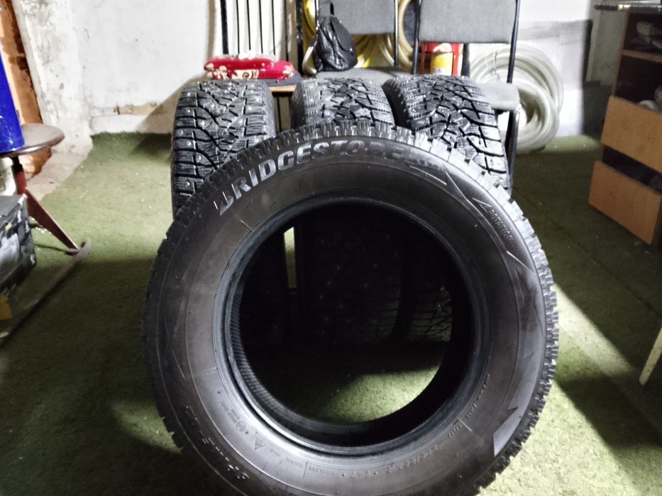 Продам резину в отличном состоянии