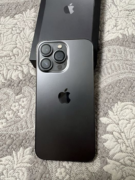 Продам Айфон 13 Про