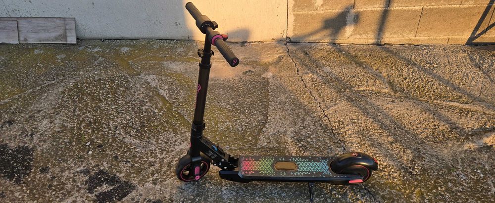 Trotinetă Electrică Copii EVERCROSS EV06C (6-12 ani) – Ca Nouă (Utilizată o singură dată!)