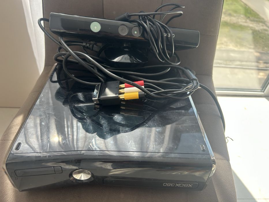 Продам X BOX 360