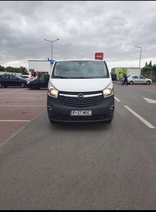 OPEL Vivaro 2016