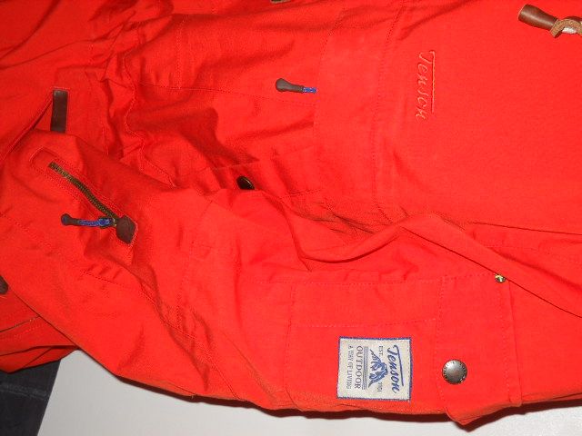 S, M и XL. КАЧЕСТВЕНИ Анораци за риболов,лов и туризъм.TENSON