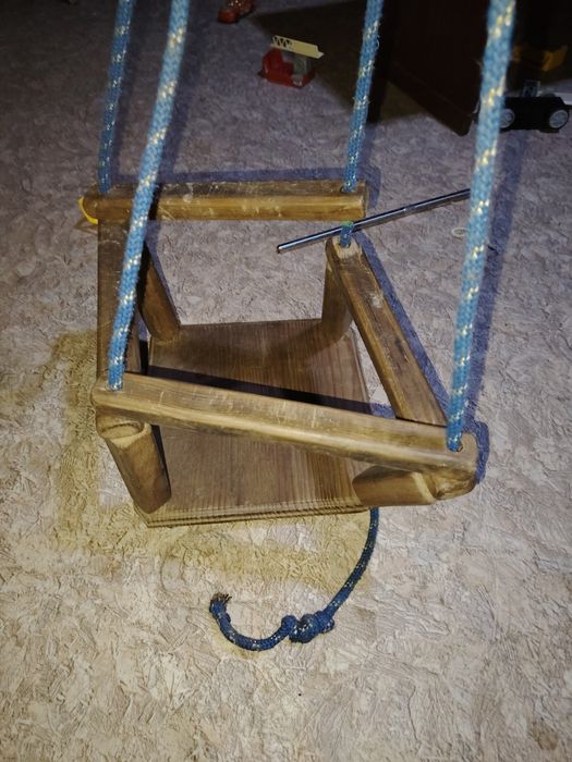 Качеля детская деревяная