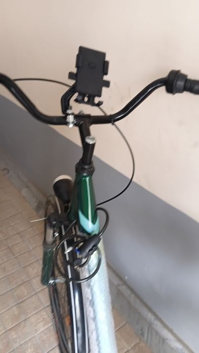 Yangi velosiped sotiladi