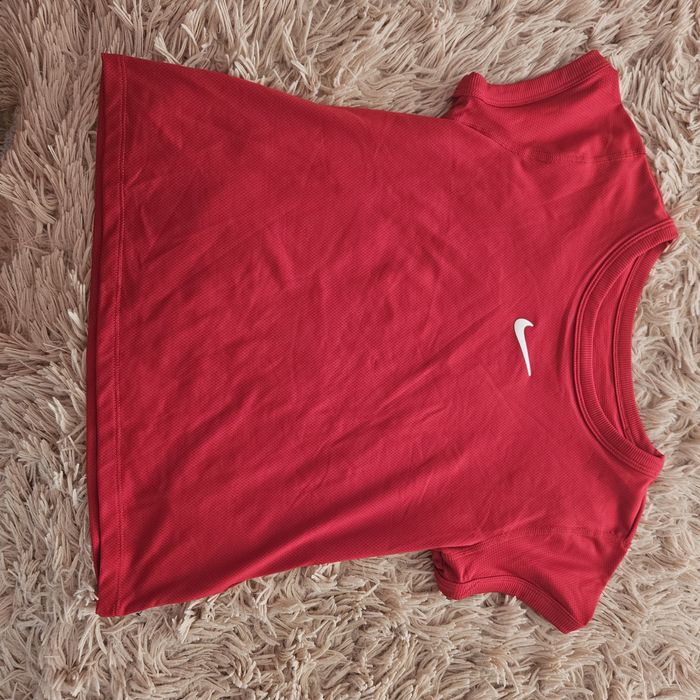 Нова цена! Оригинална детска тениска Nike DRI FIT