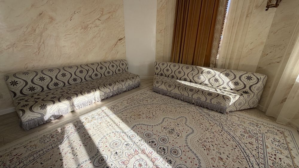 Диваны в казахском стиле