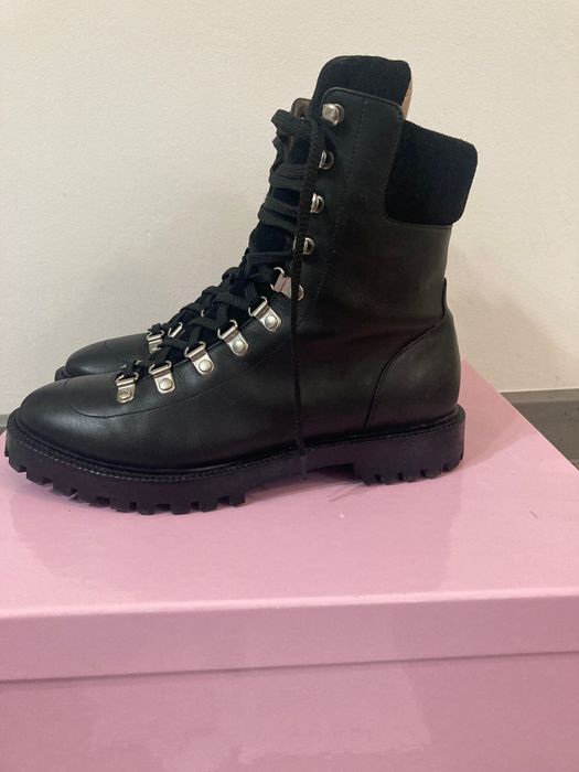 Кожени маркови боти