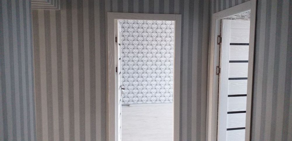 Янгийу́л шахар Эски к,овинчида 1 этажда 3 хонали квартира сотилади