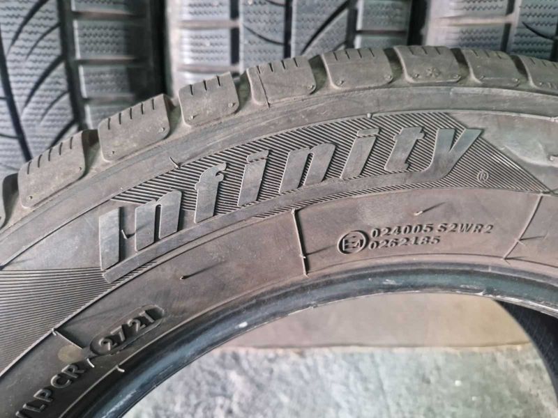 4 Infinity R16 205/60
зимни гуми 
DOT2721