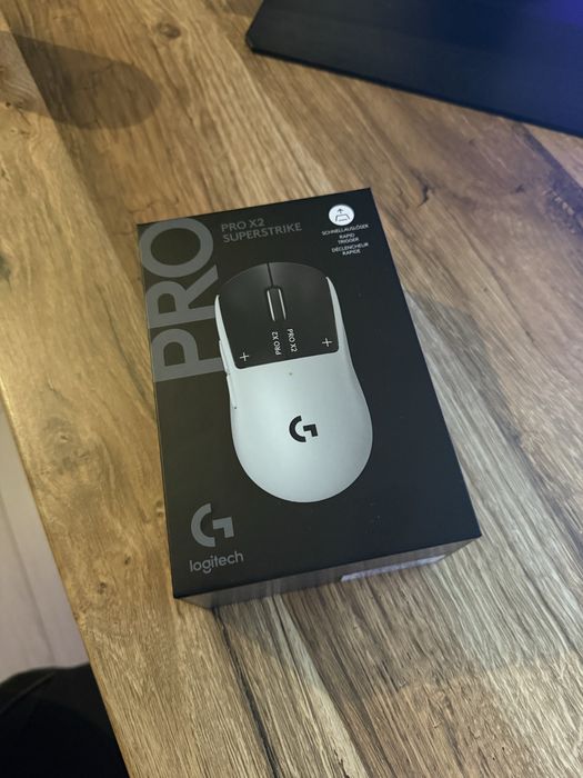 Logitech PRO X2 Superstrike