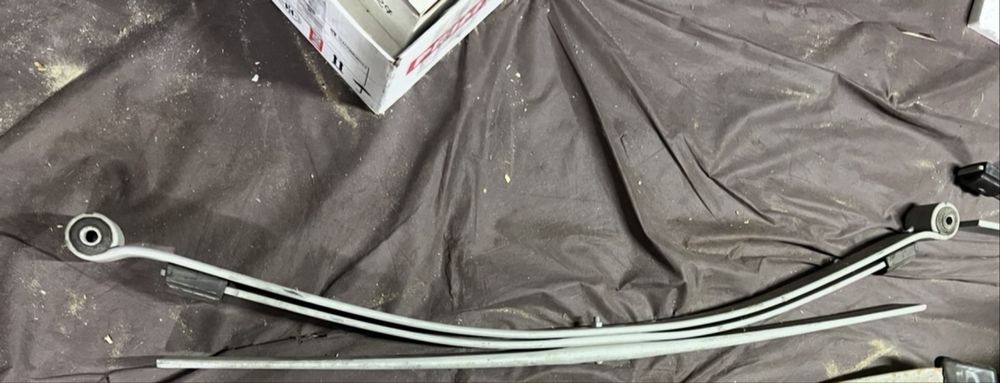 Рессора 2 листа задняя мерседес