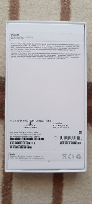 Продам iPhone 13