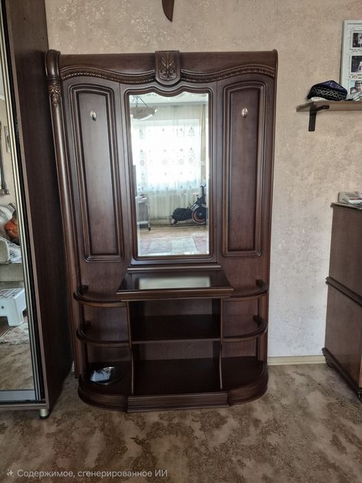 Срочно продам Прихожый шкаф