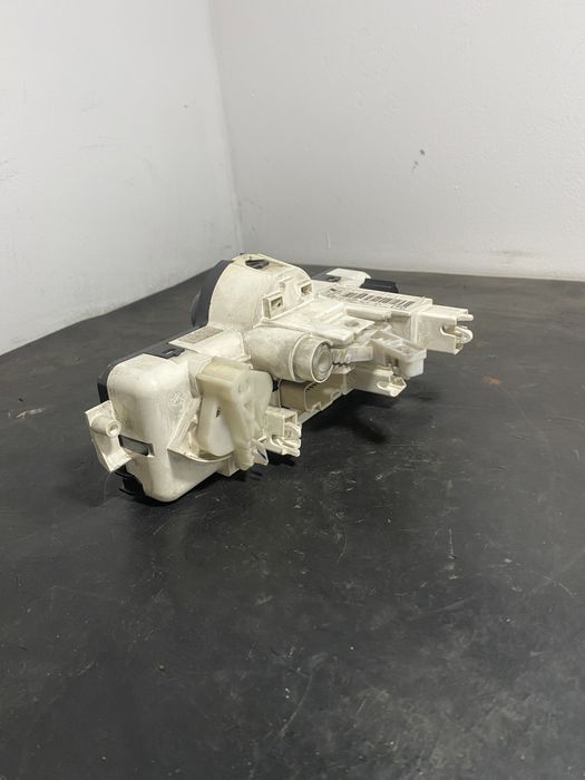 Panou comanda Ac clima Renault Megane 2 2004-2009 694200001