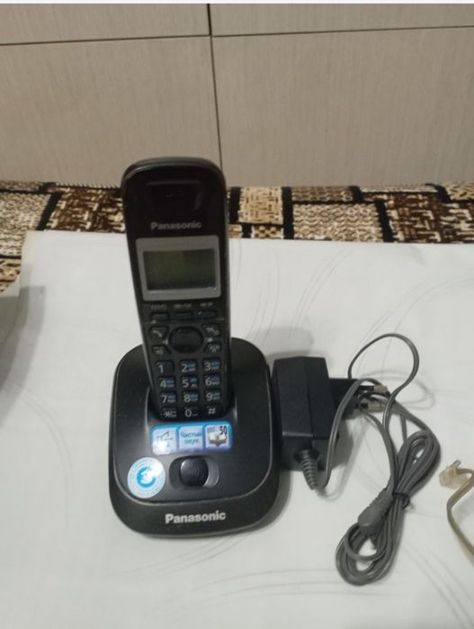 Продам рабочий телефон