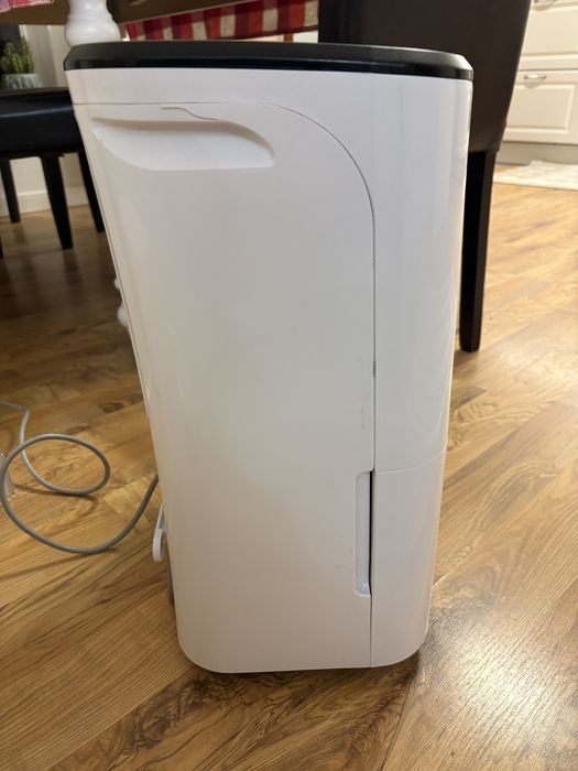 Dezumidificator Midea 20L/24h