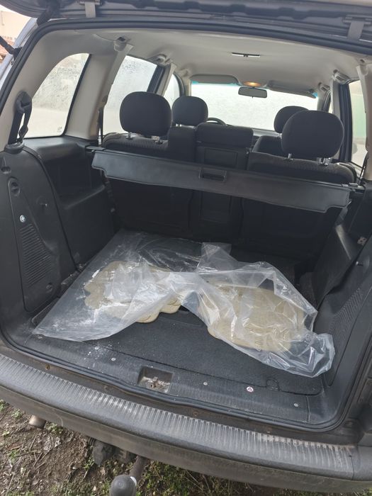 Opel Zafira , diesel 2004 г.