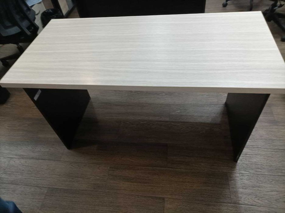 Продаем качественные офисные столы
