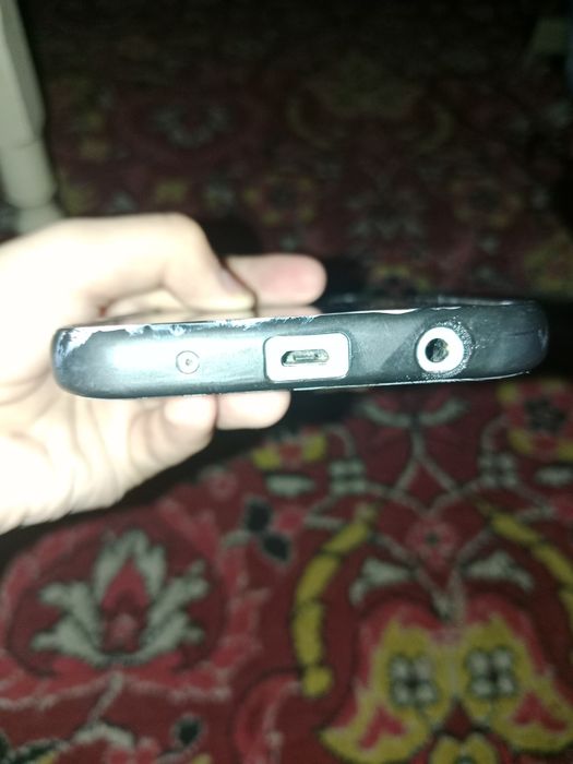 Продам телефон редми а2+