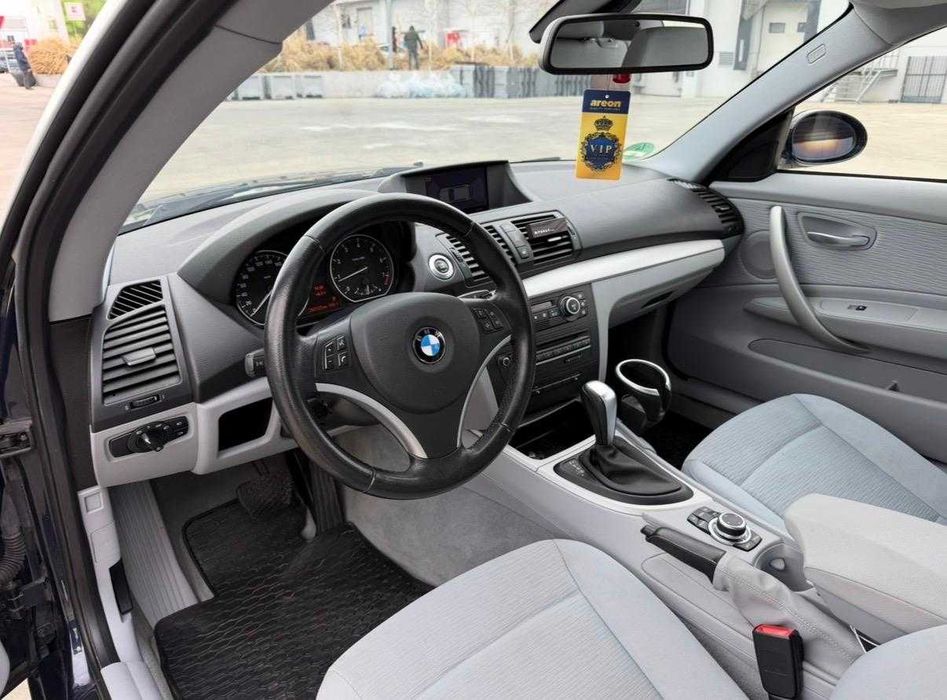 BMW Seria 1 E81 Benzina Automat