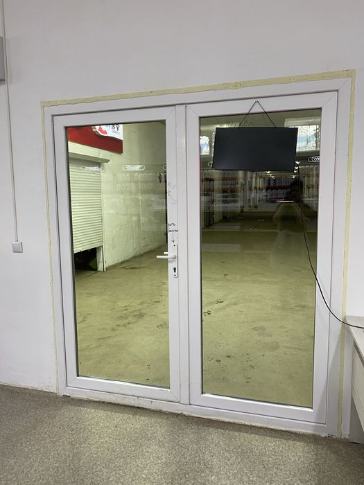 продам б/у дверь