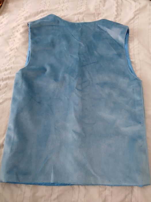 Продам  жилет для мальчика